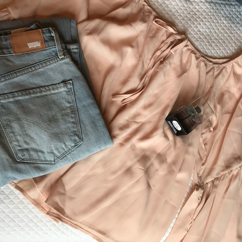 NEW! 🔥 Abby Apricot Bell Sleeve Blouse